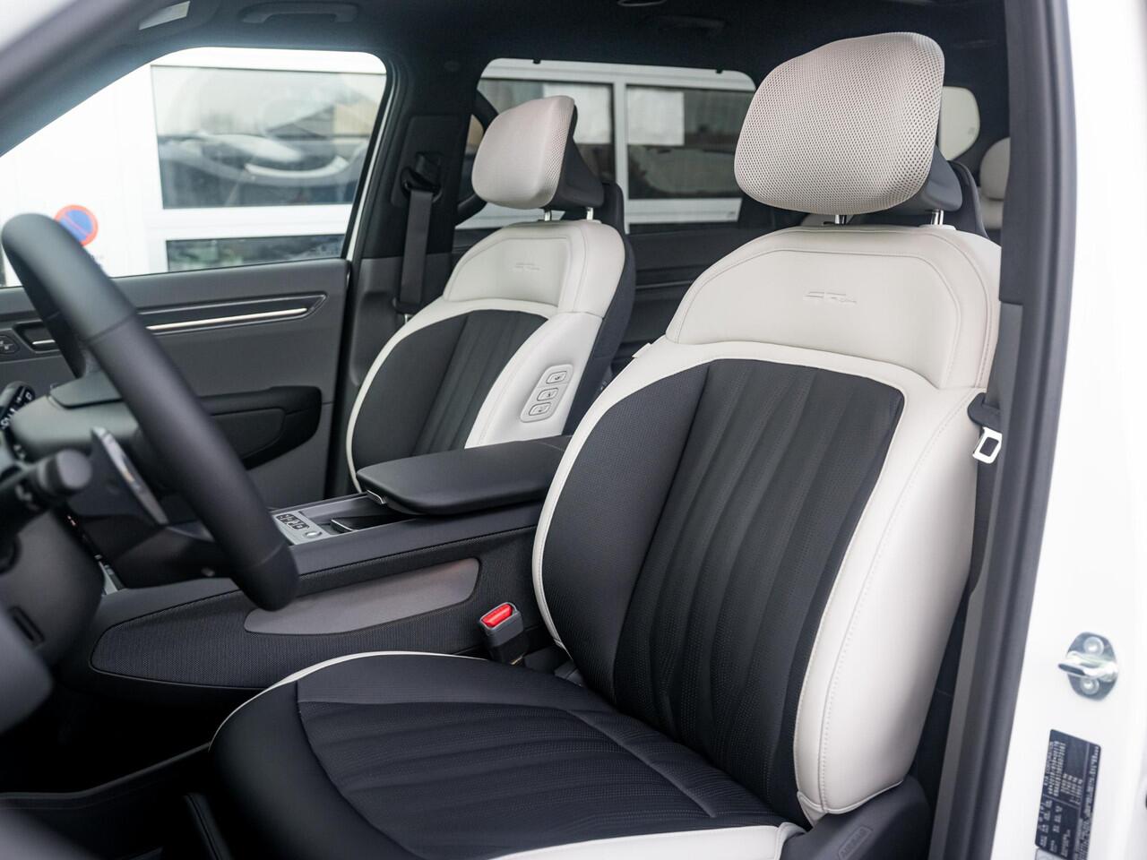 KIA EV9 GT-Line AWD 99.8 kWh | Levering uit voorraad | 7-Pers. | 21" | Head-Up | Stoel-/Stuurverwarming | Premium Audio | Schuif-/kanteldak | Adapt. Cruise | Navi