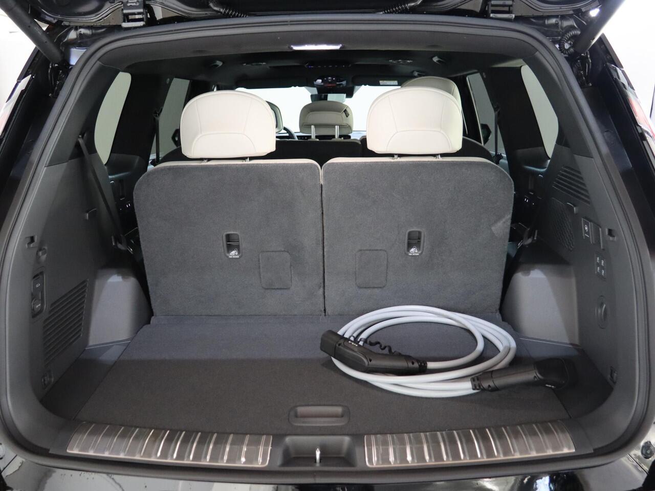 KIA EV9 GT-Line AWD 99.8 kWh | Panoramaschuifdak | LED-matrix | Head-up | Meridian premium sound | Stoelverwarming/ventilatie | 360°-camera |