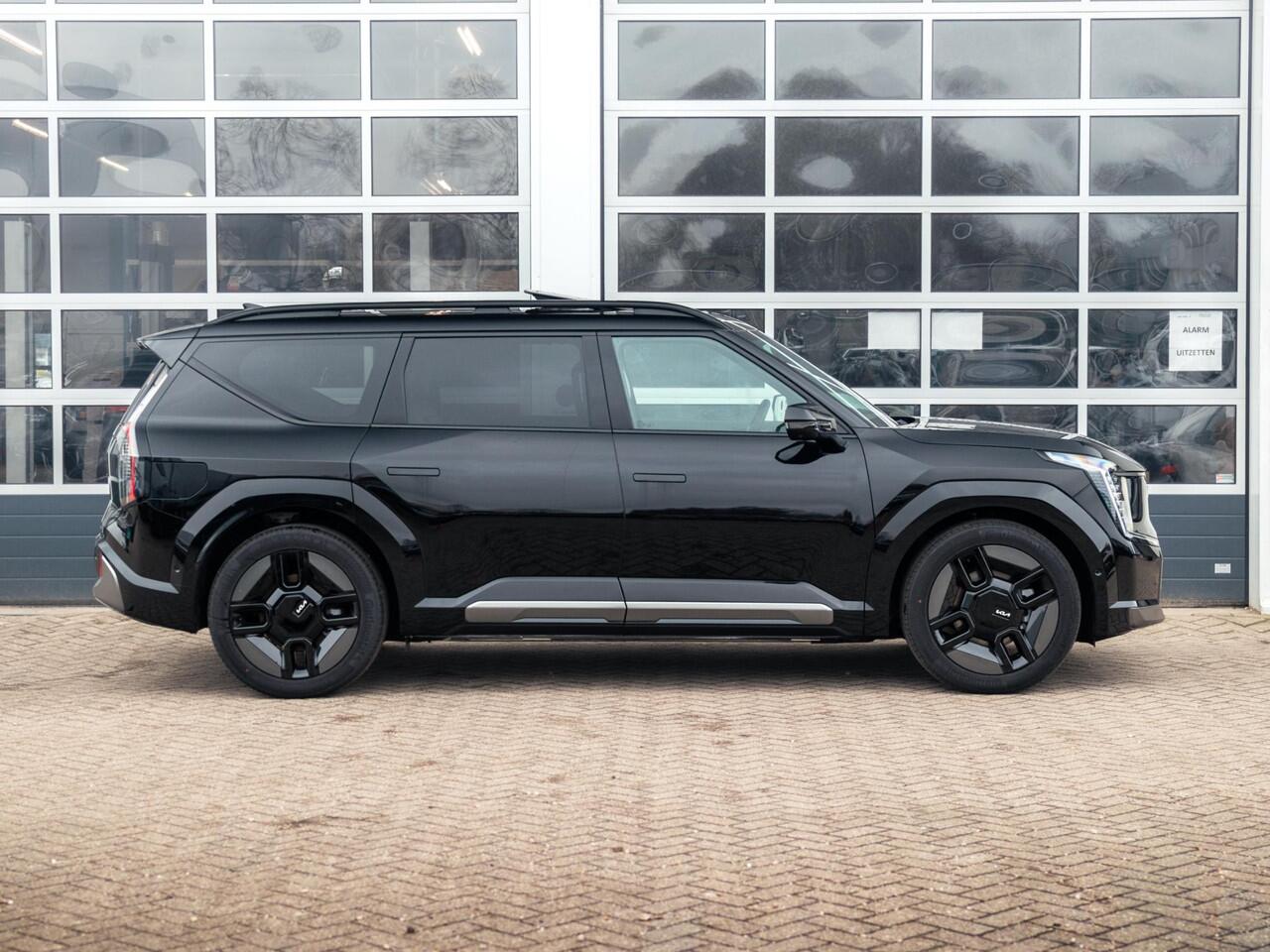 KIA EV9 GT-Line AWD 99.8 kWh | Levering uit voorraad | 7-Pers. | 21" | Head-Up | Stoel-/Stuurverwarming | Premium Audio | Schuif-/kanteldak | Adapt. Cruise | Navi