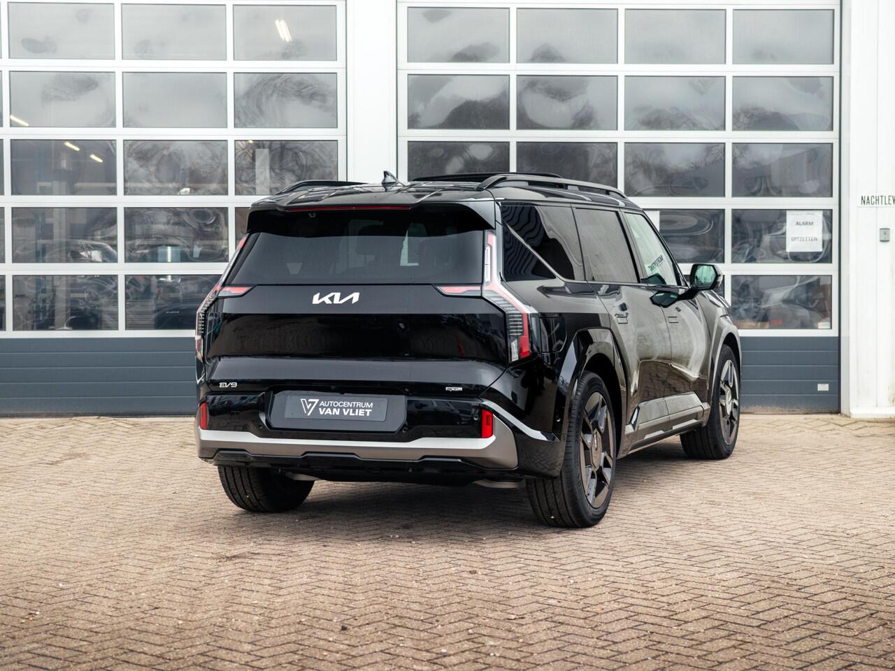 KIA EV9 GT-Line AWD 99.8 kWh | Levering uit voorraad | 7-Pers. | 21" | Head-Up | Stoel-/Stuurverwarming | Premium Audio | Schuif-/kanteldak | Adapt. Cruise | Navi