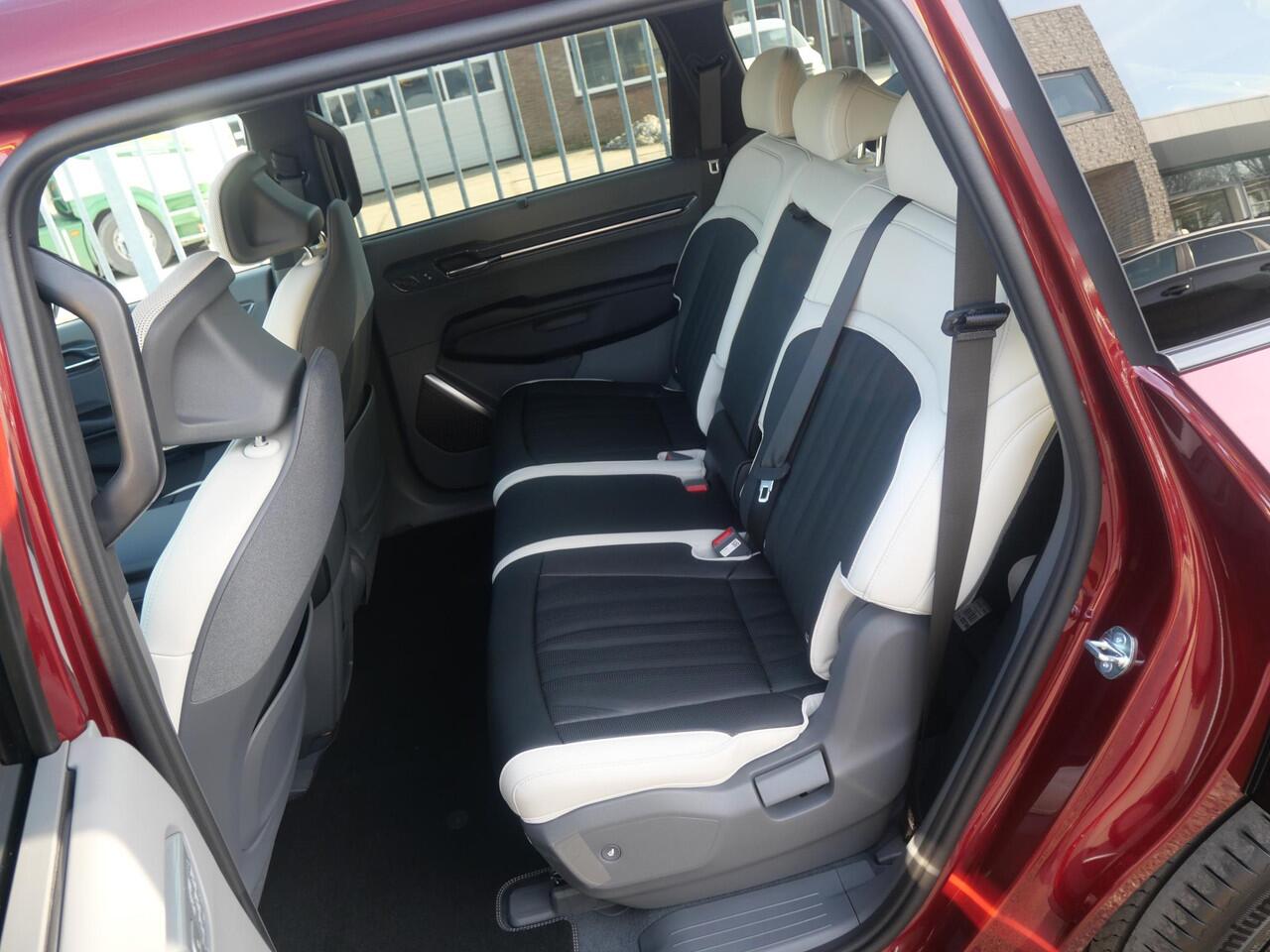 KIA EV9 GT-Line AWD 99.8 kWh | Schuif/kantel | Navi | Camera | Carplay | Stoelverkoeling | Elektrische Stoelen + Stuur |