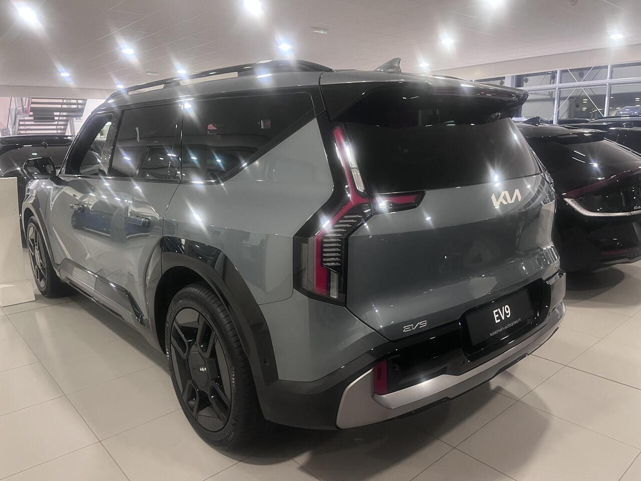 KIA EV9 GT-Line AWD 99.8 kWh TIJDELIJK INRUIL VOORDEEL| VOORRAAD AUTO