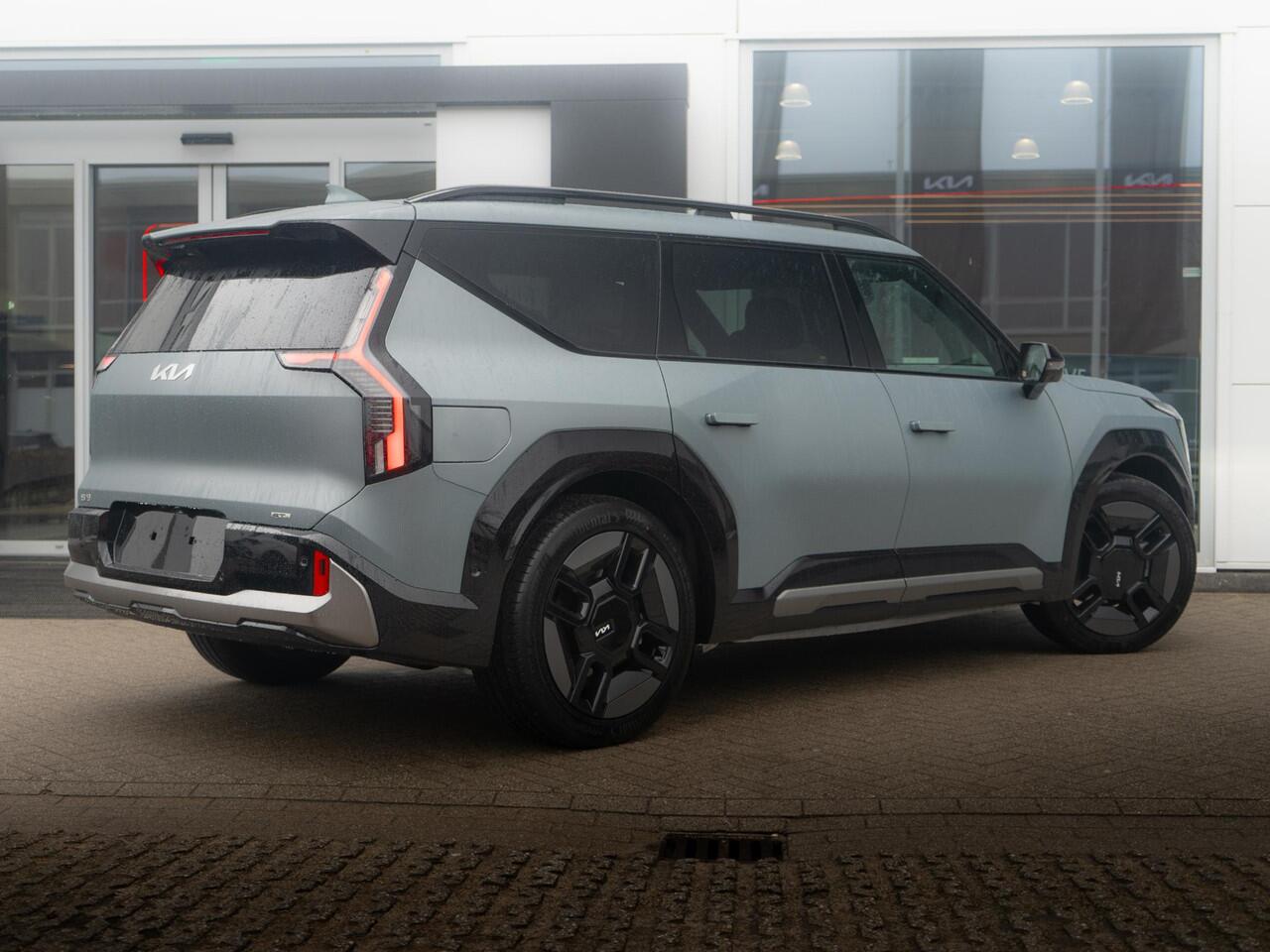 KIA EV9 GT-Line AWD 99.8 kWh | UNIEKE KLEUR | DIRECT LEVERBAAR | HUD | SCHUIFKANTEL DAK | MERIDION AUDIO | LED | LEDER