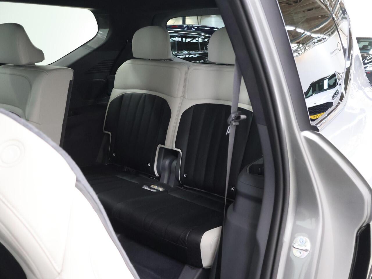 KIA EV9 GT-Line AWD 99.8 kWh | Panoramaschuifdak | LED-matrix | Head-up | Meridian premium sound | Stoelverwarming/ventilatie | 360°-camera |