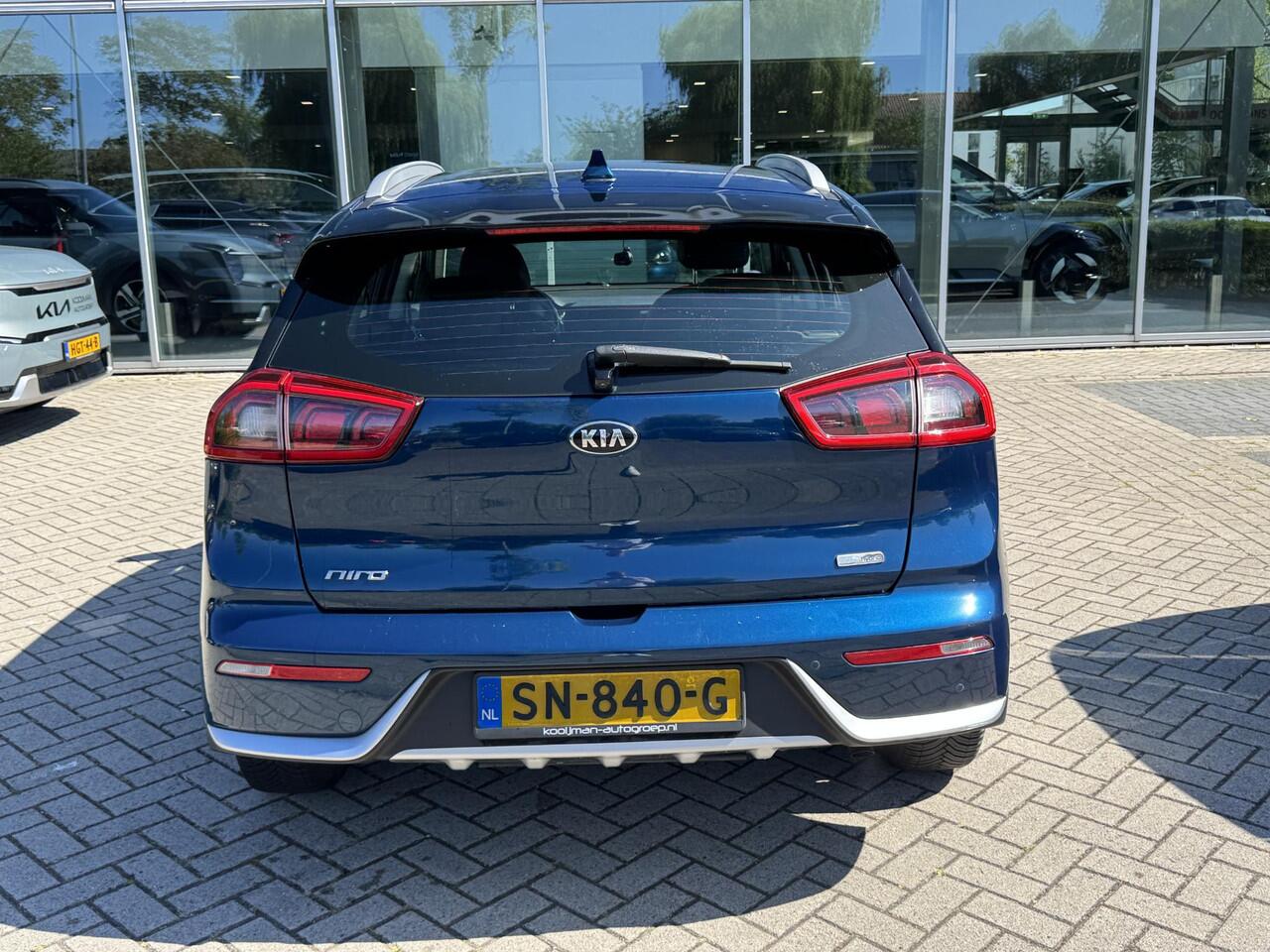 KIA Niro 1.6 GDi Hybrid DynamicLine All season|Nav