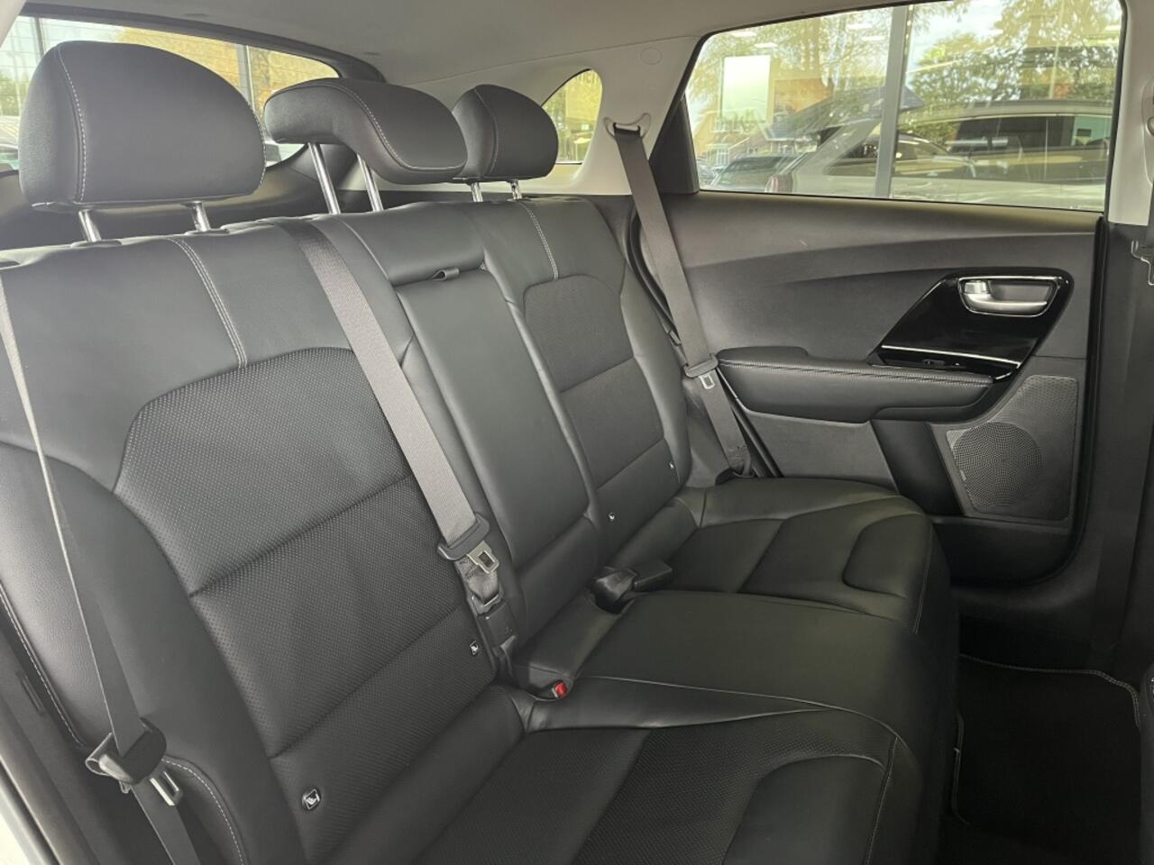 KIA Niro 1.6 GDi Hybrid ExecutiveLine | Stoel-/stuurverwarming | JBL