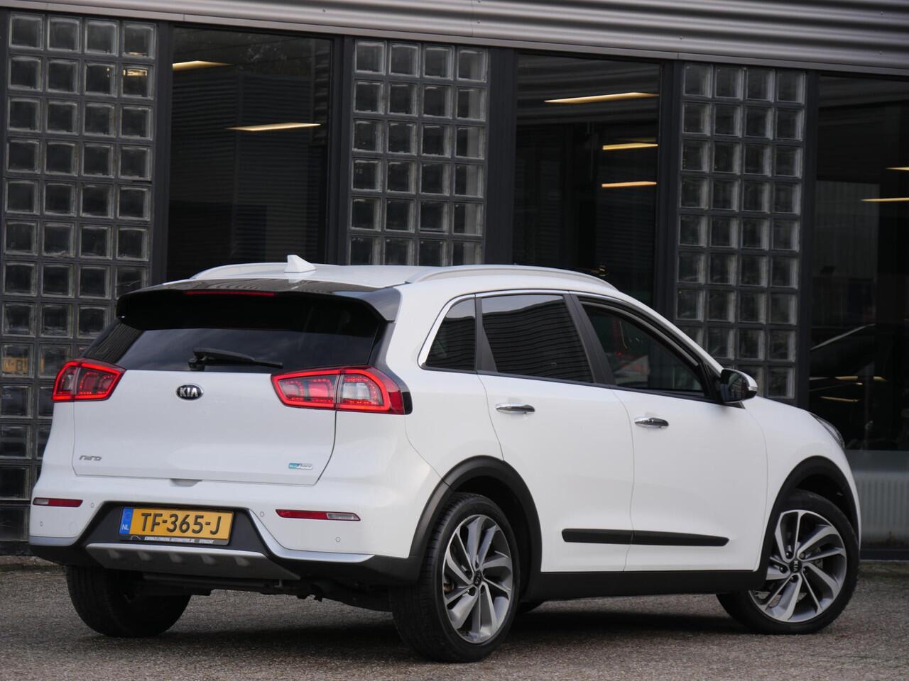 KIA Niro HYBRID EXECUTIVELINE/ LEER/ JBL/ ADAPTIVE CRUISE / NL-AUTO VAN 1STE EIGENAAR!