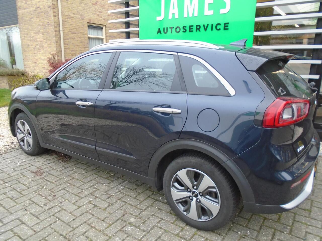KIA Niro 1.6 GDi Hybrid DynamicLine