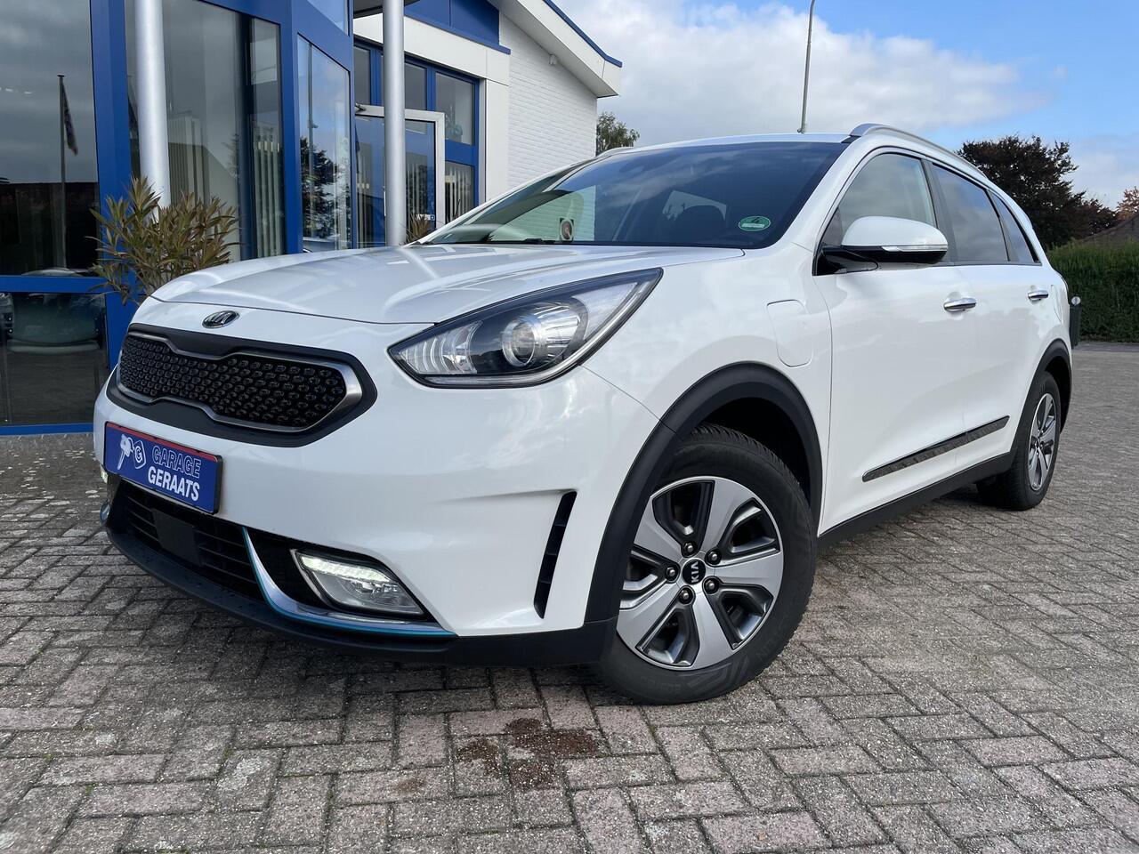 KIA Niro 1.6 GDi PHEV DynamicLine | Navigatie, Parkeersensoren en camera, Adaptive Cruise controle, Dode hoek sensoren, Lane assist