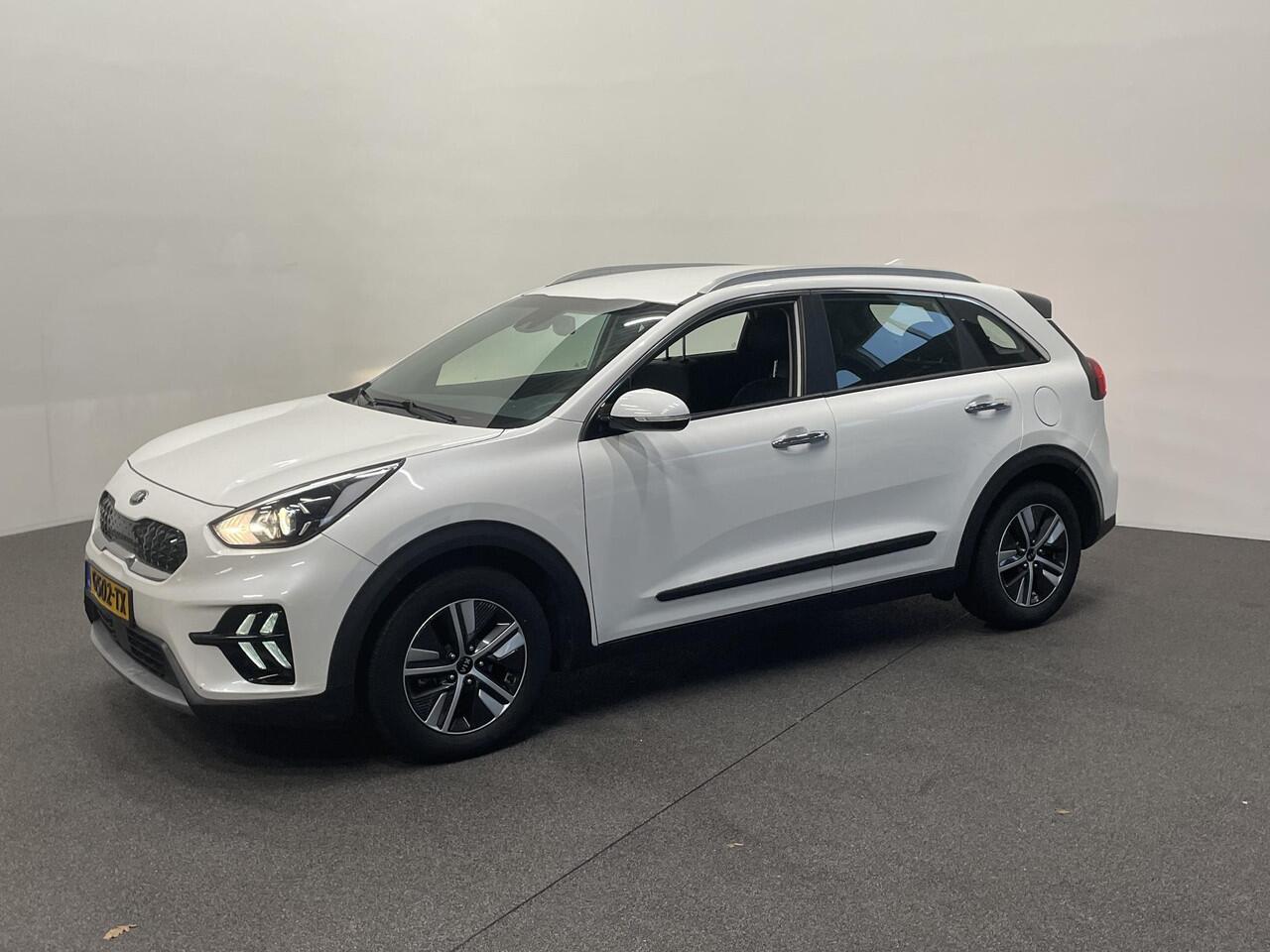 KIA Niro 1.6 GDi Hybrid DynamicLine Navigatie Apple Carplay/Android Auto Camera Parkeersensoren achter Cruise Control Climate Control Lichtmetalen velgen