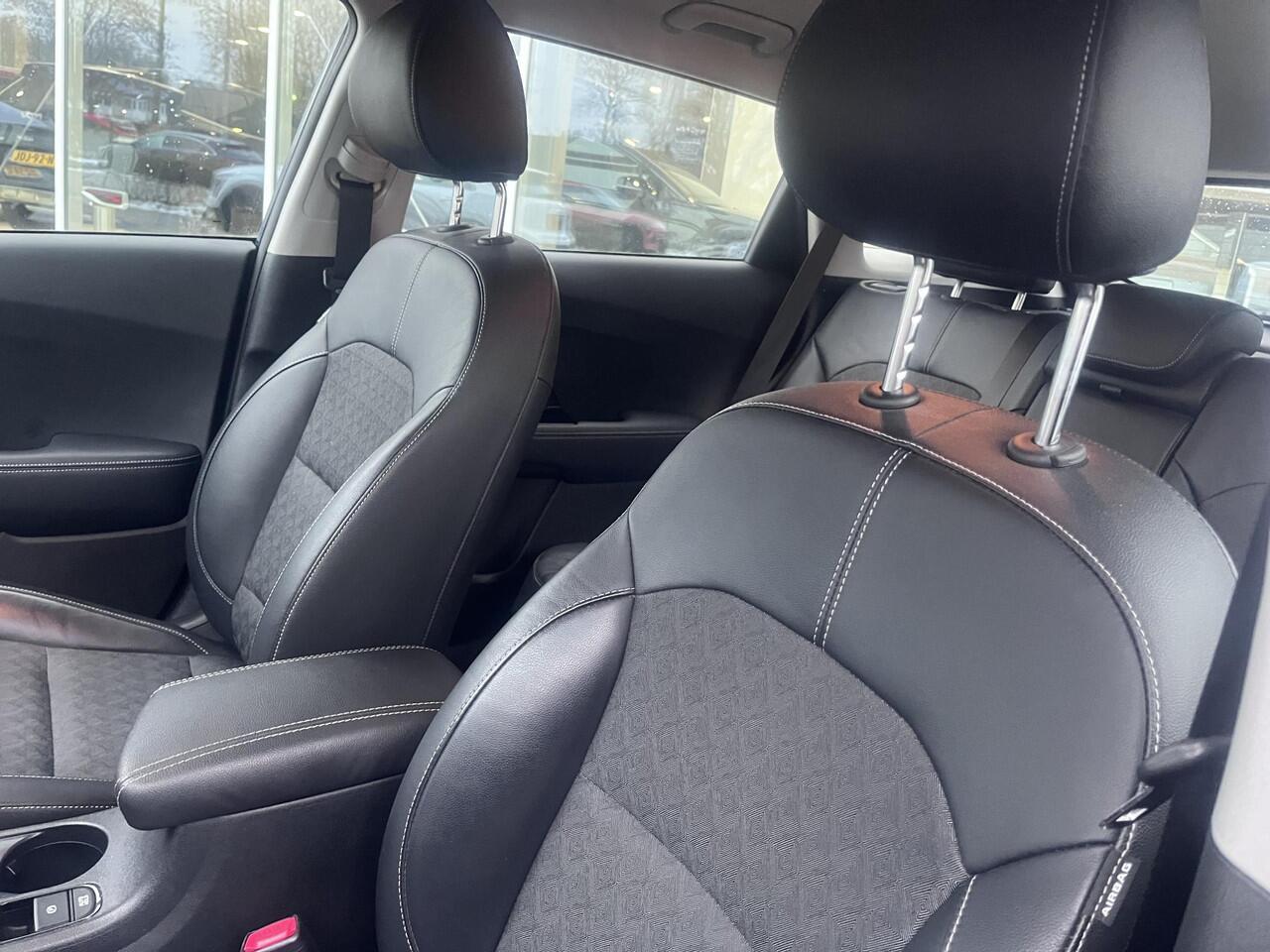 KIA Niro 1.6 GDi Hybrid DynamicLine Trekhaak|Nav|Camera