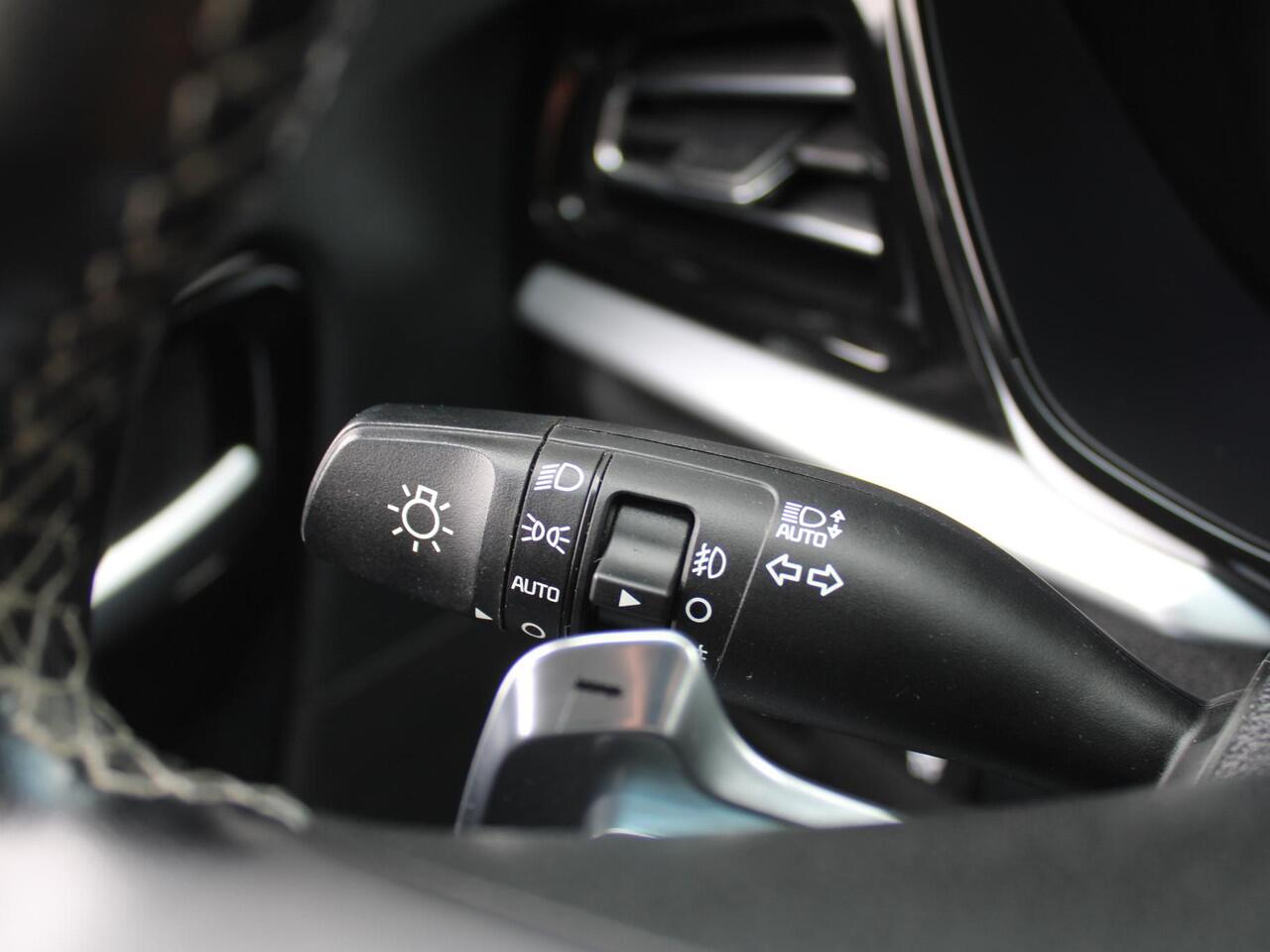 KIA Niro 1.6 GDi Hybrid DynamicLine | Airco | Navi | Camera | Cruise | Trekhaak | PDC |