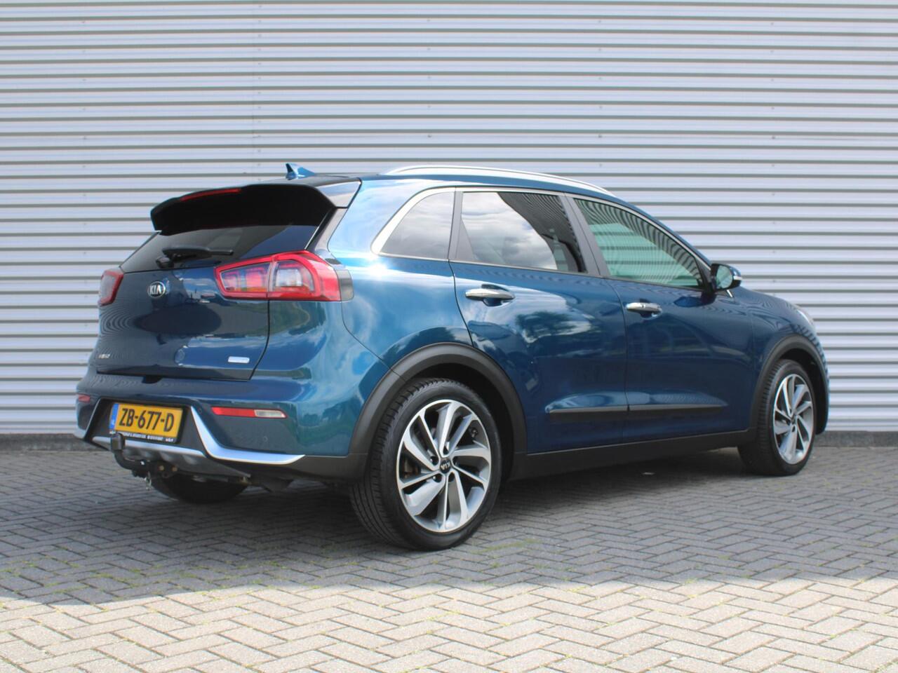 KIA Niro 1.6 GDi Hybrid ExecutiveLine | Trekhaak | Stuur-/stoelverwarming + ventilatie | Camera | Cruise adapt. | 18" LM | Leer | JBL audio |