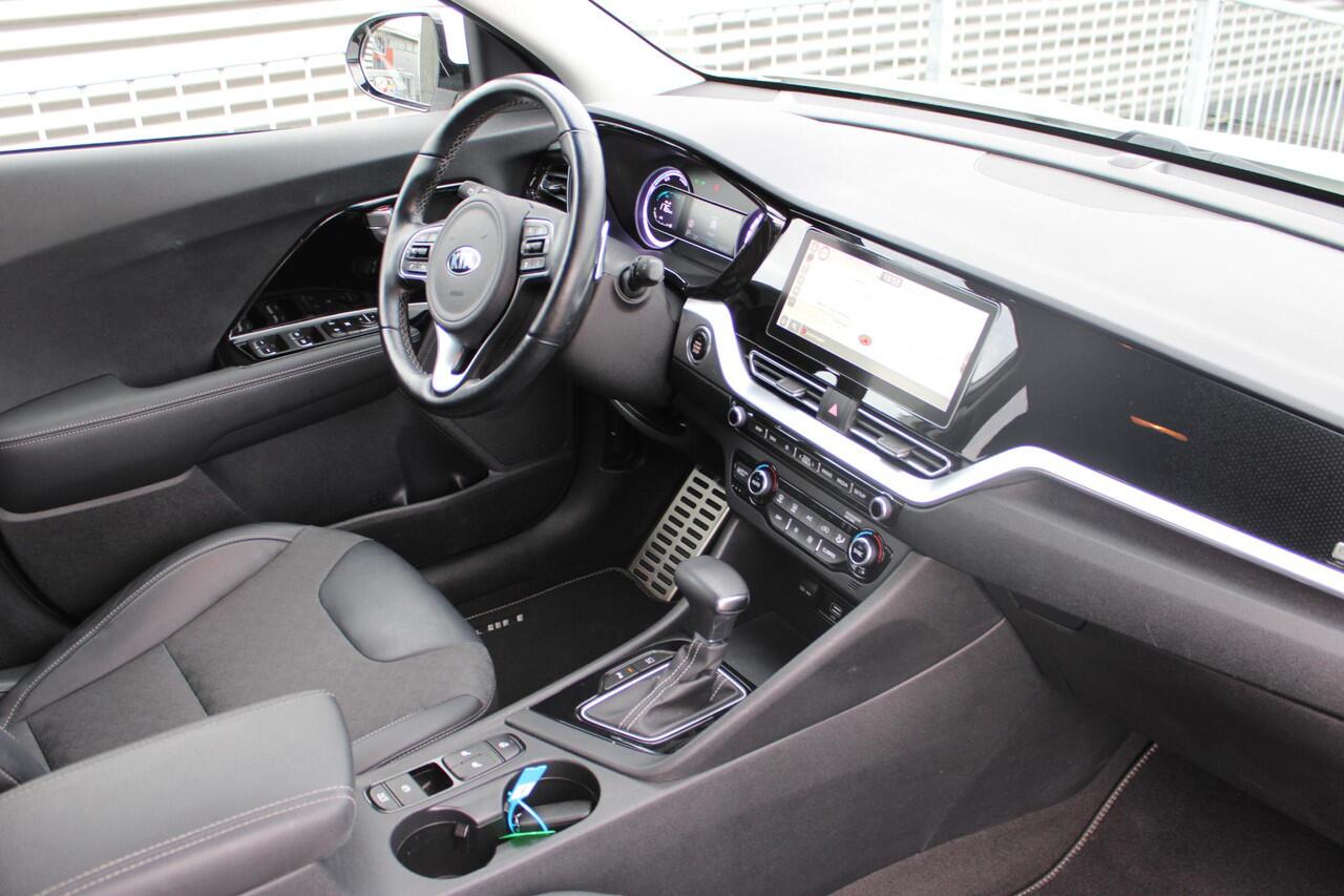 KIA Niro 1.6 GDi Hybrid DynamicPlusLine STOELVERWARMING / TREKHAAK / ALL SEASON BANDEN