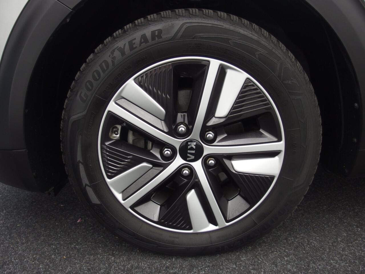 KIA Niro 1.6 GDi Hybrid DynamicLine NWE MODEL / CAMERA / DAB+ / ACC / PDC / CARPLAY / NAVI / CLIMA / NL-AUTO