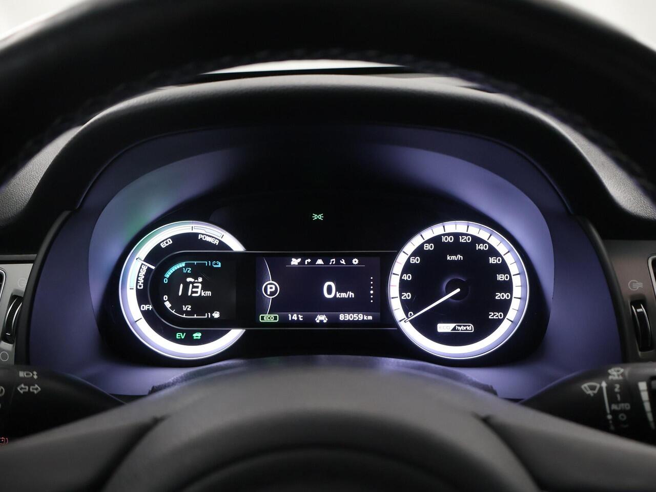 KIA Niro 1.6 GDi Hybrid ExecutiveLine | Panoramadak | Lederen Bekleding | JBL Audio | Dodehoekdetectie | Stoel/Stuurwielverwarming | Stoelventilatie | Elektrisch bedienbare bestuurdersstoel met geheugenfunctie
