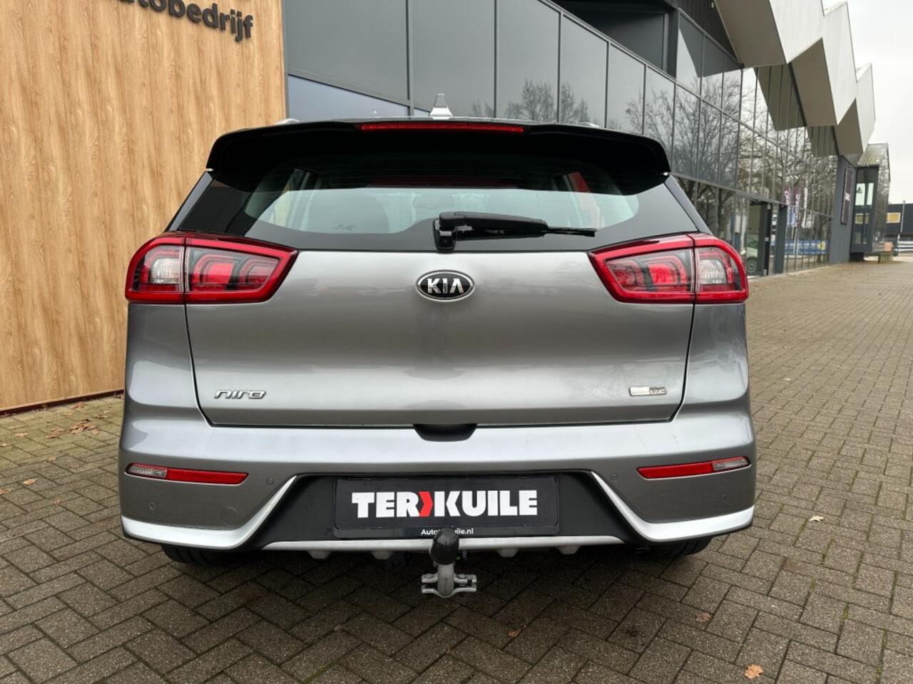 KIA Niro 1.6 GDI Hybrid Executive Line / Trekh. / Camera / CarPlay