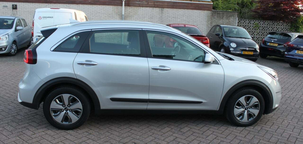 KIA Niro 1.6 GDi H. DynamicL. Trekhaak, navi, Apple carplay/Android, trek