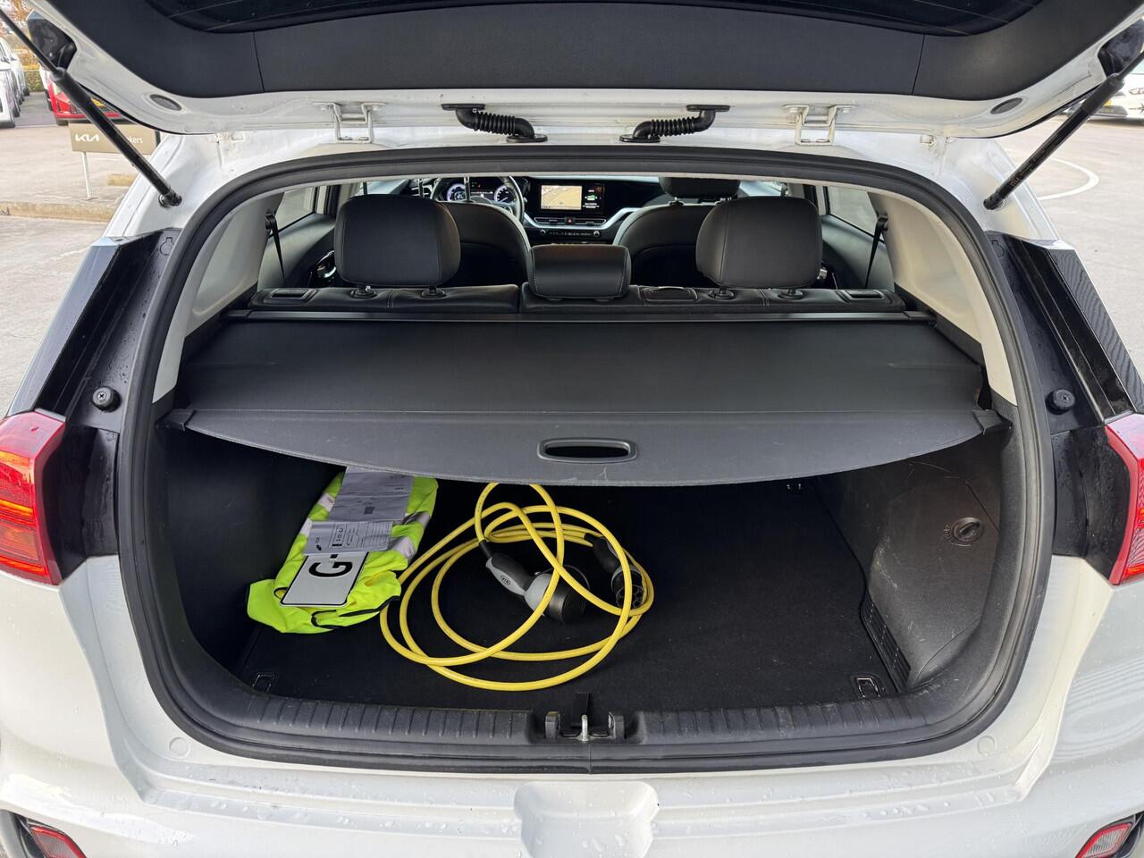 KIA Niro 1.6 GDi PHEV DynamicPlusLine NW geleverd & Onderhouden | Trekhaak | Keyless | Stoel&Stuurverw. | Privacyglass