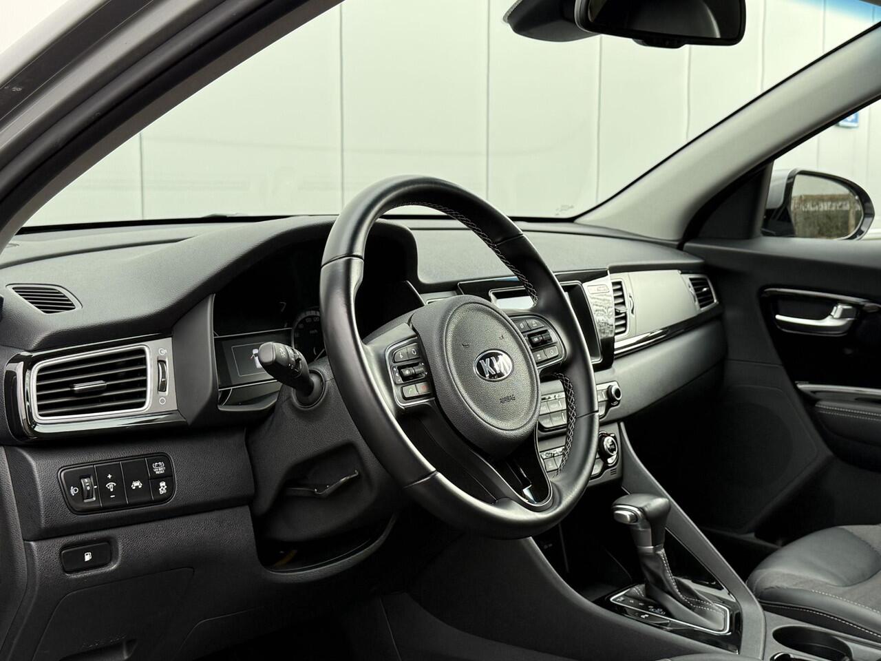 KIA Niro 1.6 GDi Hybrid DynamicLine Automaat Navi Camera Apple Carplay Rijstrook Keyless ACC LED
