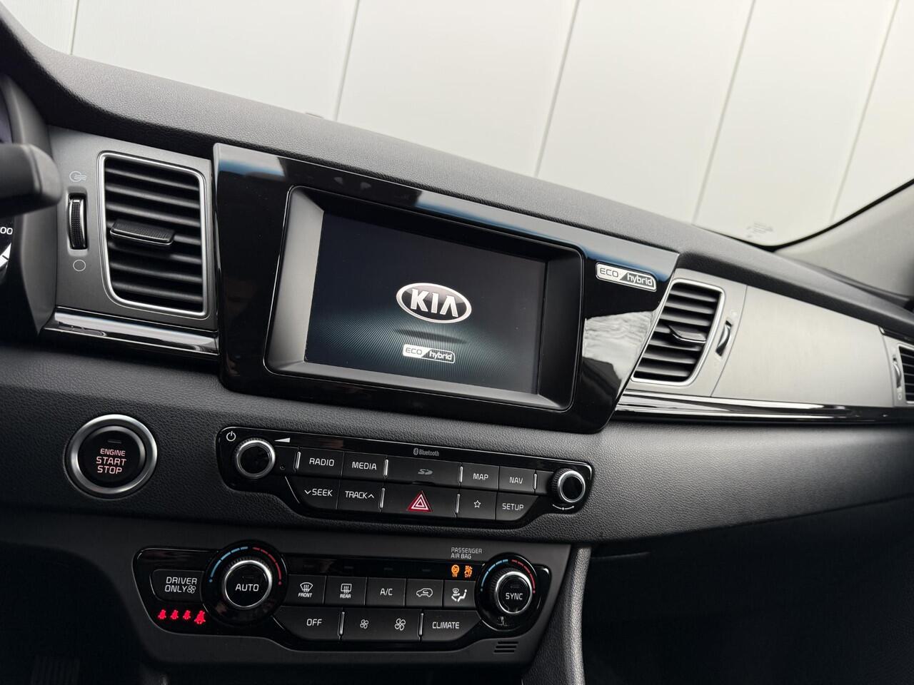 KIA Niro 1.6 GDi Hybrid DynamicLine Automaat Navi Camera Apple Carplay Rijstrook Keyless ACC LED