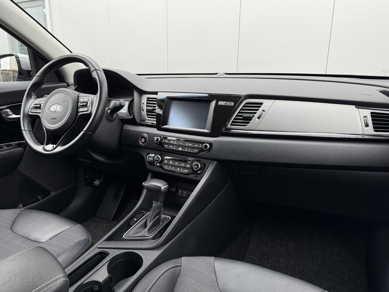 KIA Niro 1.6 GDi Hybrid DynamicLine Automaat Navi Camera Apple Carplay Rijstrook Keyless ACC LED
