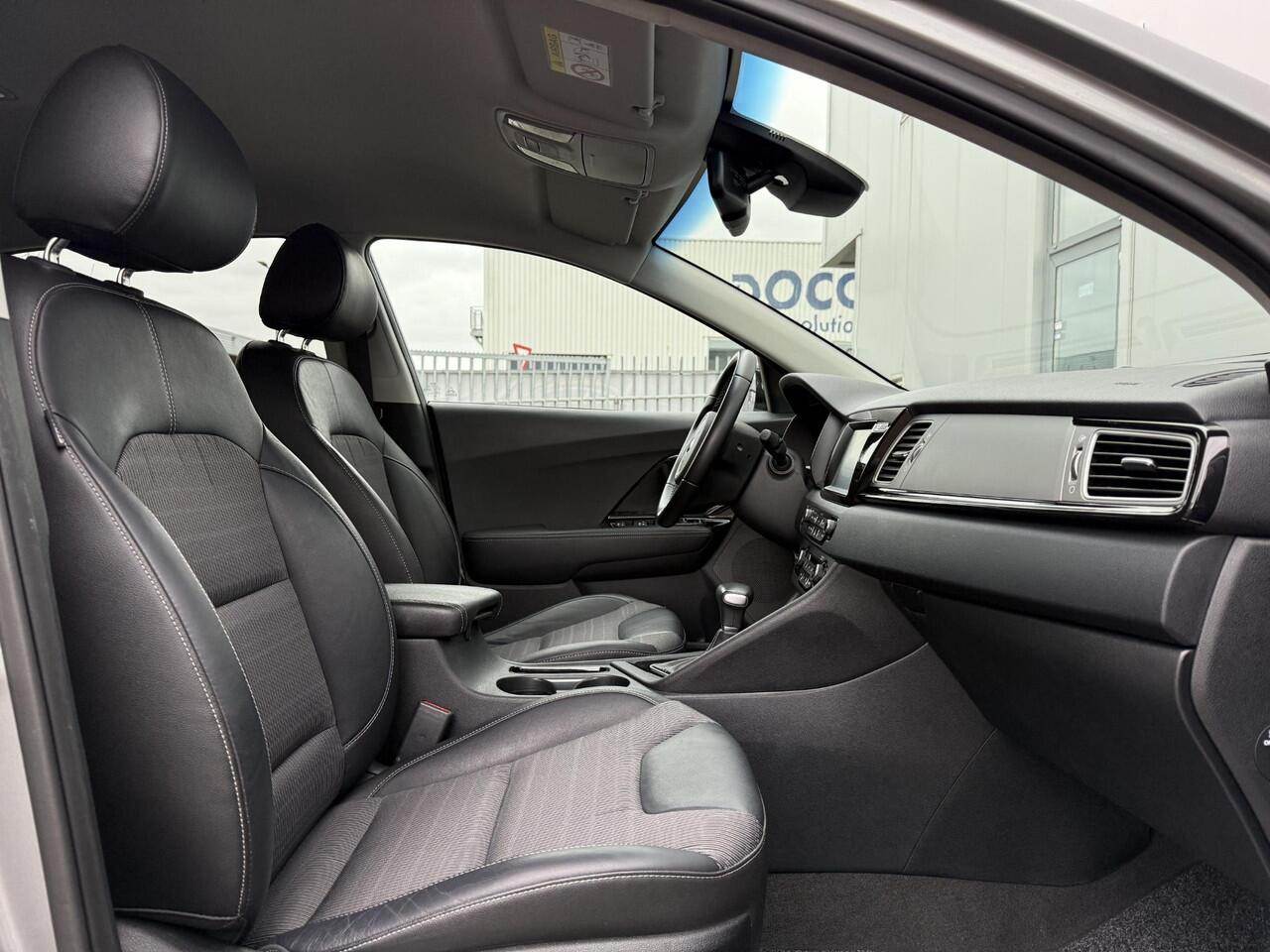 KIA Niro 1.6 GDi Hybrid DynamicLine Automaat Navi Camera Apple Carplay Rijstrook Keyless ACC LED