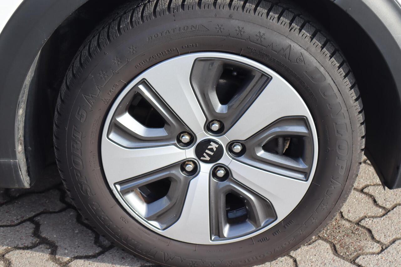 KIA Niro 1.6 GDi Hybrid DynamicLine Navigatie, Cruise control, Camera, Trekhaak, Lichtmetalen wielen