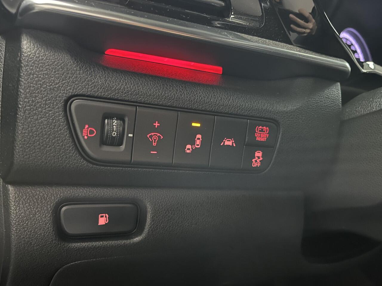 KIA Niro 1.6 GDi Hybrid DynamicPlusLine met Trekhaak, Stoel en Stuurverwarming, Keyless Entry, Dodehoekdetectie