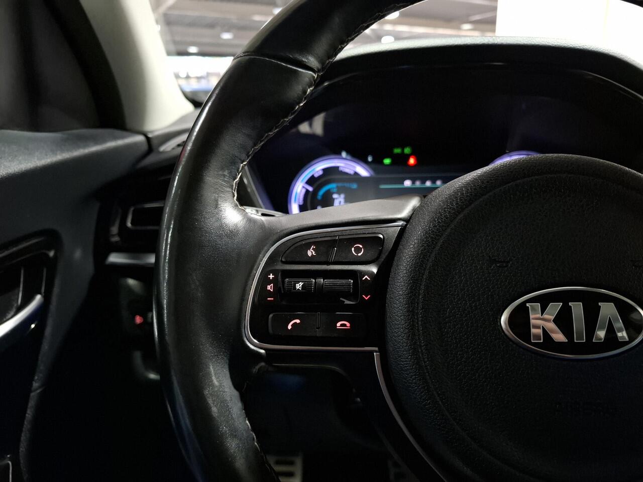 KIA Niro 1.6 GDi Hybrid DynamicPlusLine Stoel en Stuur verwarming, Apple Carplay/Android Auto, Navigatie, Camera.