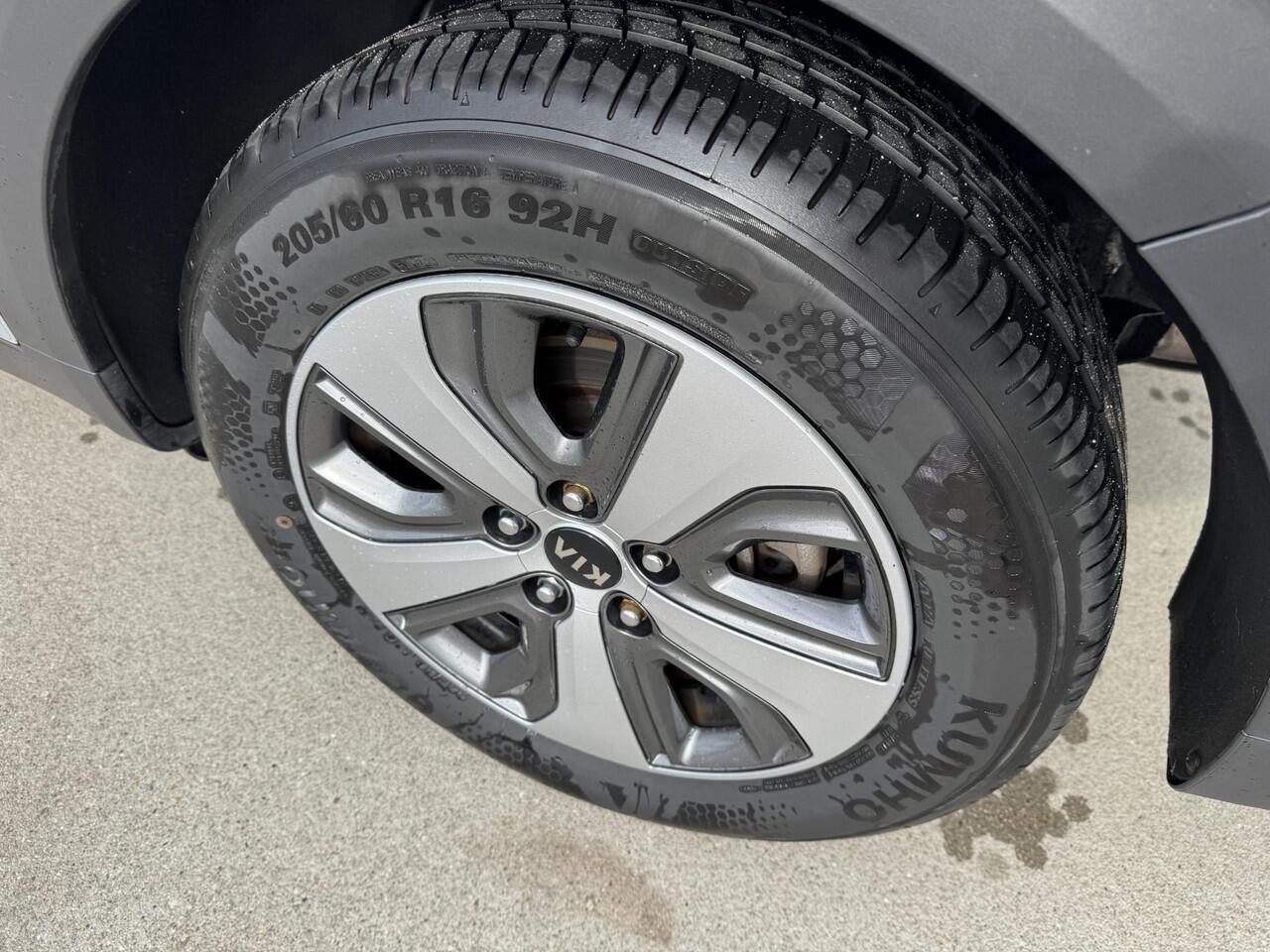KIA Niro 1.6 GDi Hybrid DynamicLine Nette Dealerauto | Navi | Camera | Clima | Cruise | Pdc