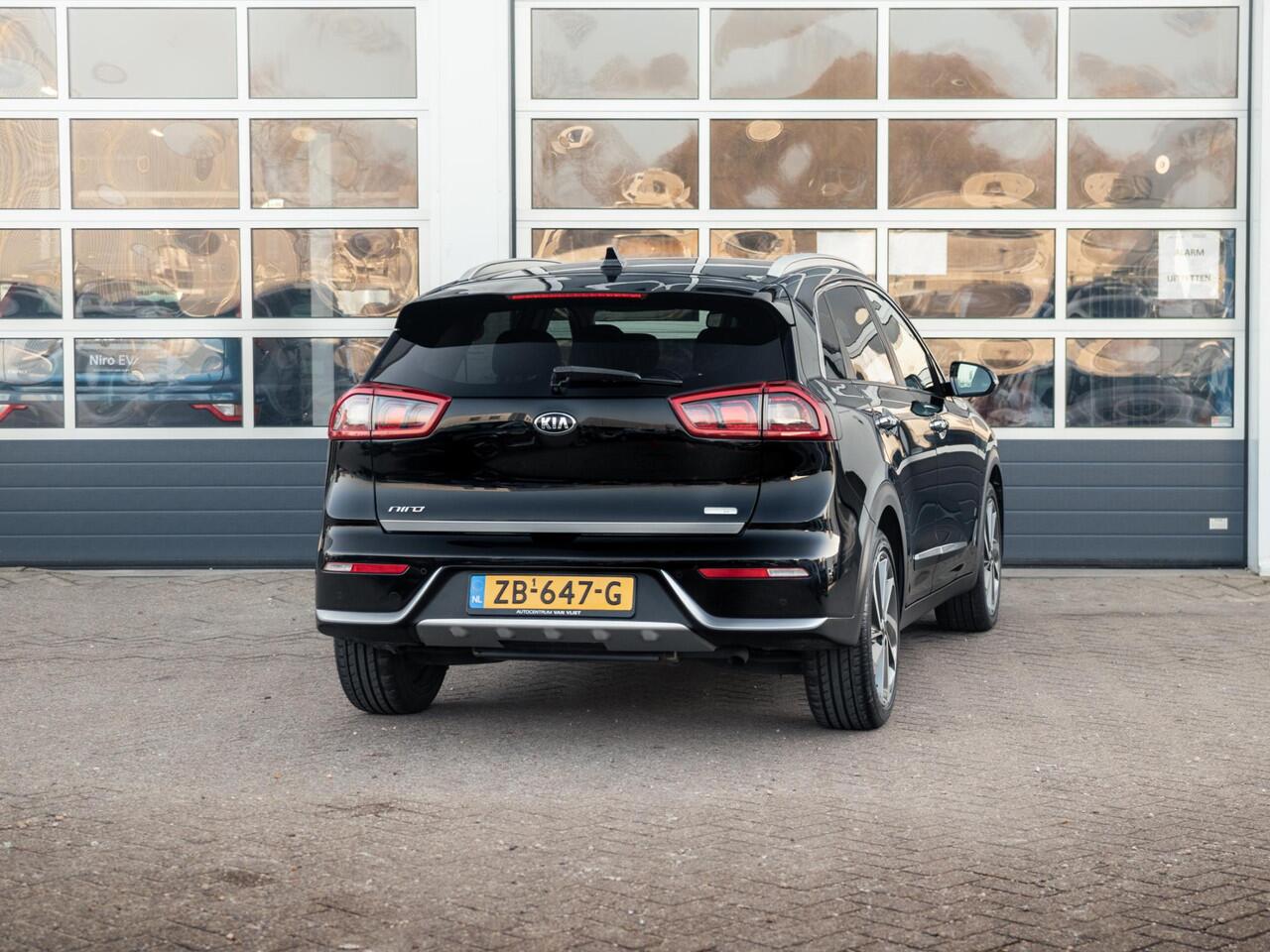 KIA Niro 1.6 GDi Hybrid ExecutiveLine l lederen bekleding l stoelverwarming en ventilatie l El. Verstelbare stoel met memory functie l