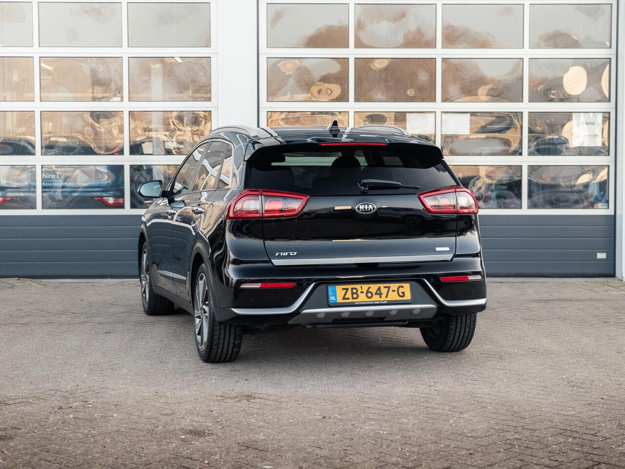 KIA Niro 1.6 GDi Hybrid ExecutiveLine l lederen bekleding l stoelverwarming en ventilatie l El. Verstelbare stoel met memory functie l