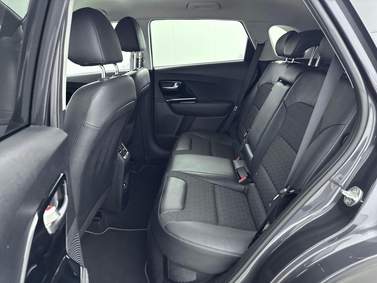 KIA Niro 1.6 GDi PHEV DynamicLine Apple Carplay & Android Auto | Lederen bekleding