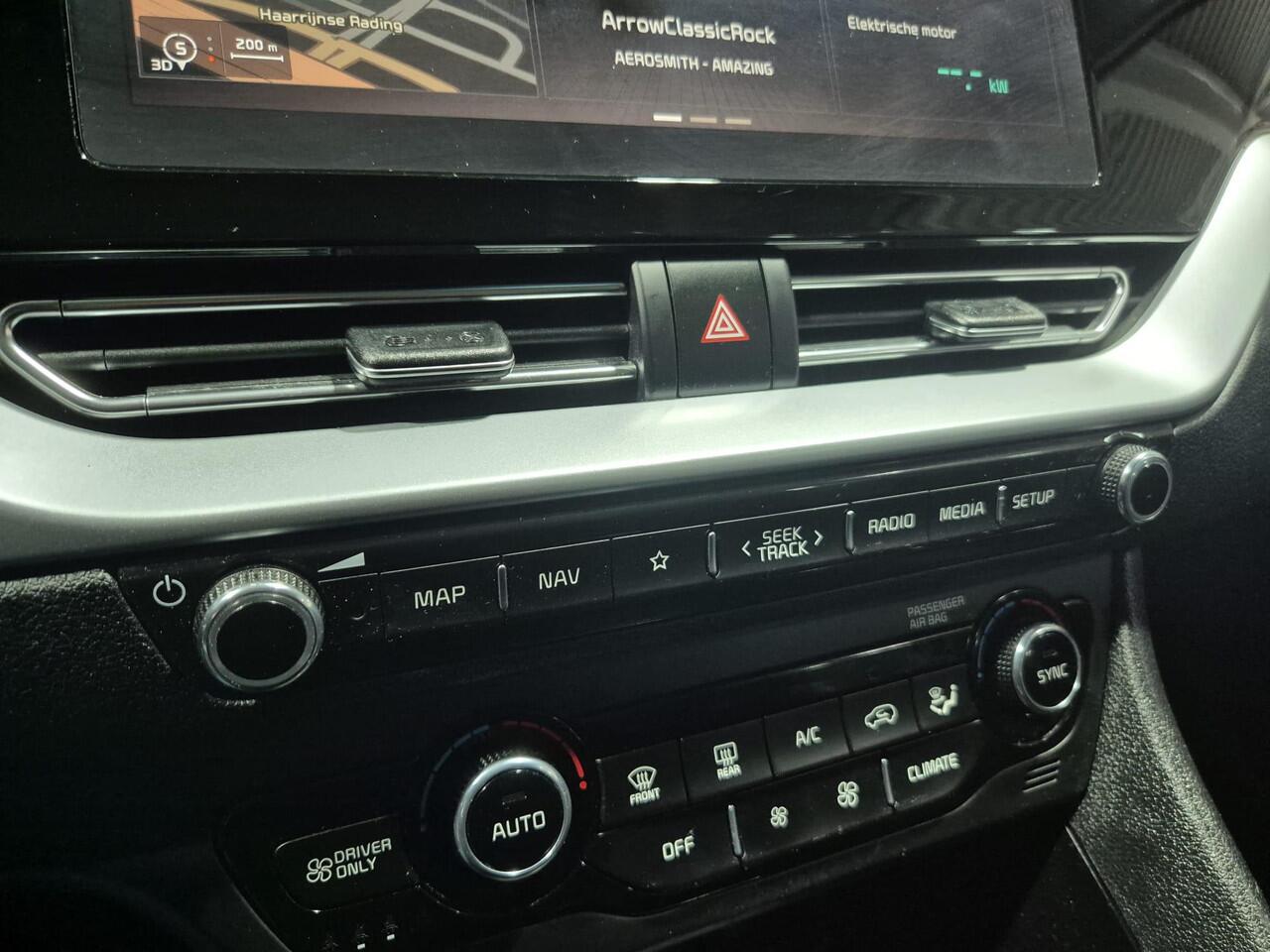 KIA Niro 1.6 GDi Hybrid DynamicLine NL auto, dealer onderhouden , erg compleet !!