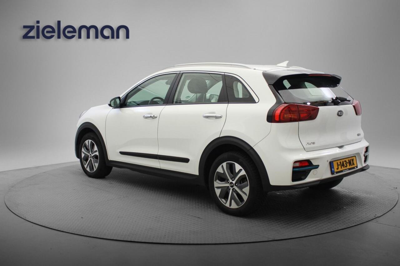 KIA Niro E-Niro DynamicLine 64 kWh - Carplay, Camera, Stuur/Stoelverw. SOH 90%
