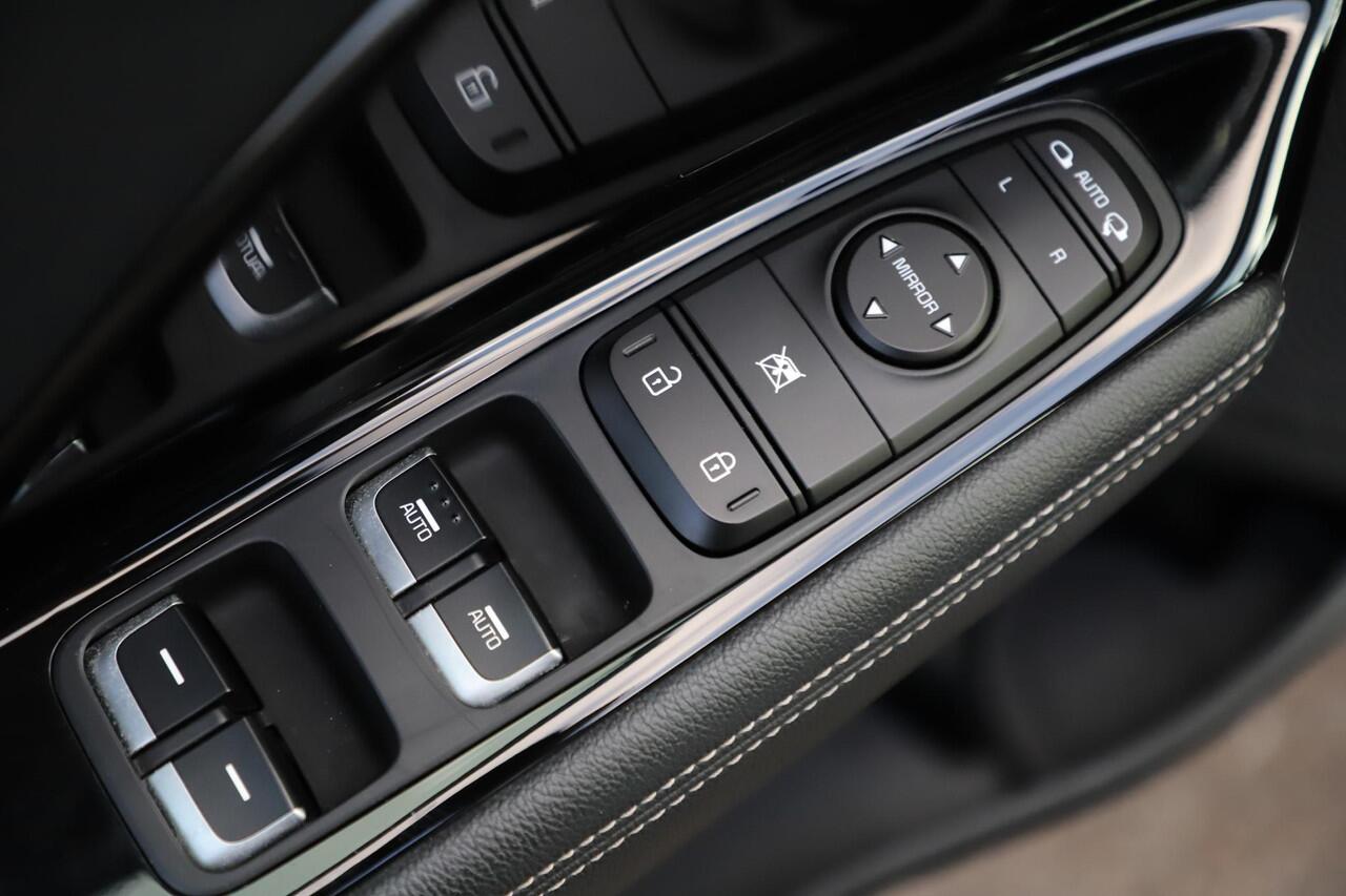 KIA Niro 1.6 GDi Hybrid DynamicLine Half Leder Carplay Android Navigatie Achteruitrijcamera Climate Cruise Control Rijstrooksensor Parkeersensor