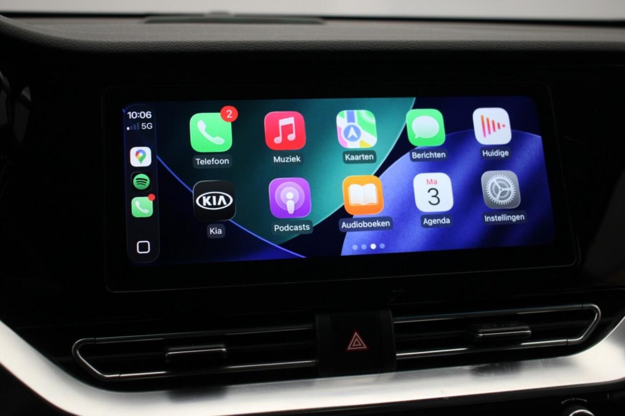 KIA Niro E-Niro DynamicLine 64 kWh - Carplay, Navi, Camera, Stuur/Stoelverw.