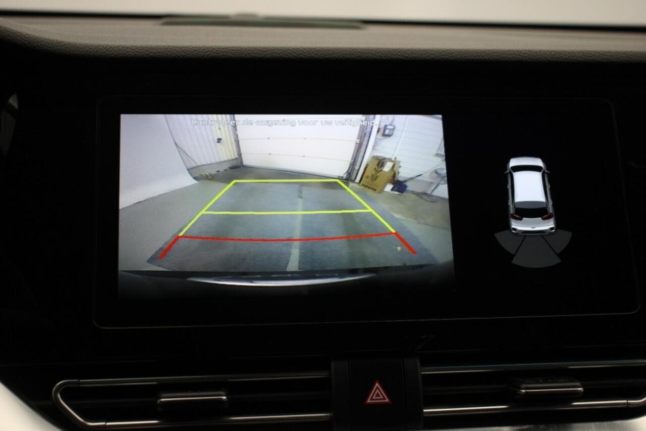 KIA Niro E-Niro DynamicLine 64 kWh - Carplay, Navi, Camera, Stuur/Stoelverw.