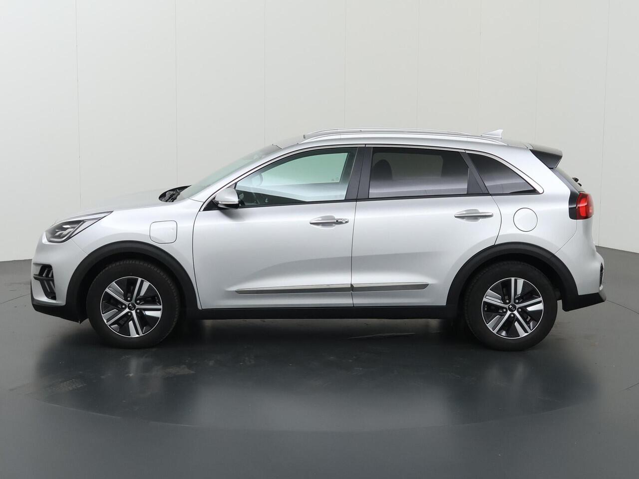 KIA Niro 1.6 GDi PHEV DynamicPlusLine | Lederen Bekleding | Stoel/Stuurwielverwarming | Keyless Go | Dodehoekdetectie | LED Koplampen |
