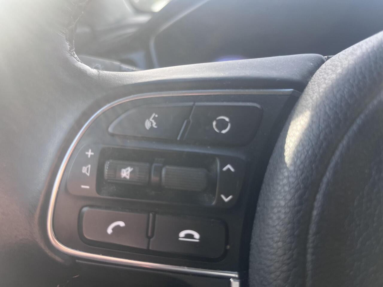 KIA Niro 1.6 GDi Hybrid DynamicPlusLine Trehaak|camera|Stoelverwarming|Cruise control|1300kg trekgewicht| Dealer onderhouden!! 1e eigenaar!!