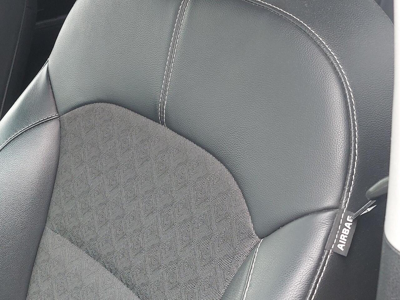 KIA Niro 1.6 GDi Hybrid DynamicLine NAVI | CLIMA | TREKHAAK | rijklaarprijs!!