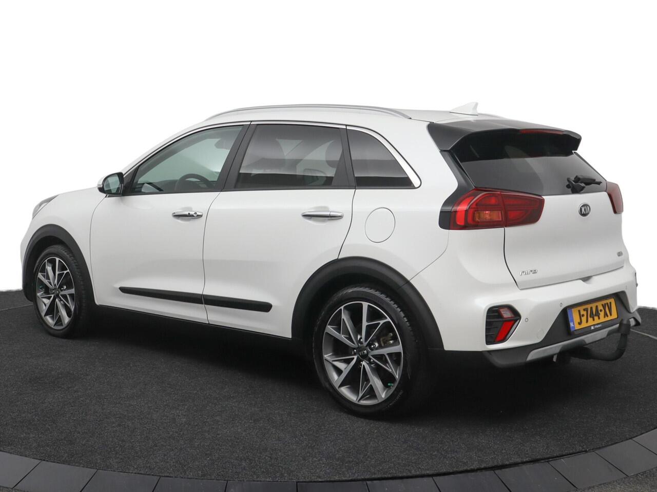 KIA Niro 1.6 GDi Hybrid ExecutiveLine | Leder | Navigatie | Stoelverwarming/verkoeling | Trekhaak