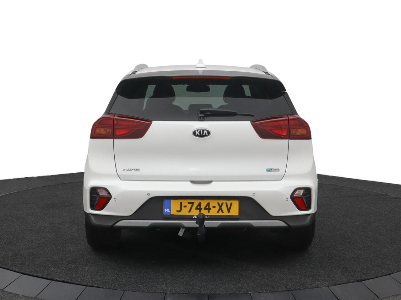 KIA Niro 1.6 GDi Hybrid ExecutiveLine | Leder | Navigatie | Stoelverwarming/verkoeling | Trekhaak
