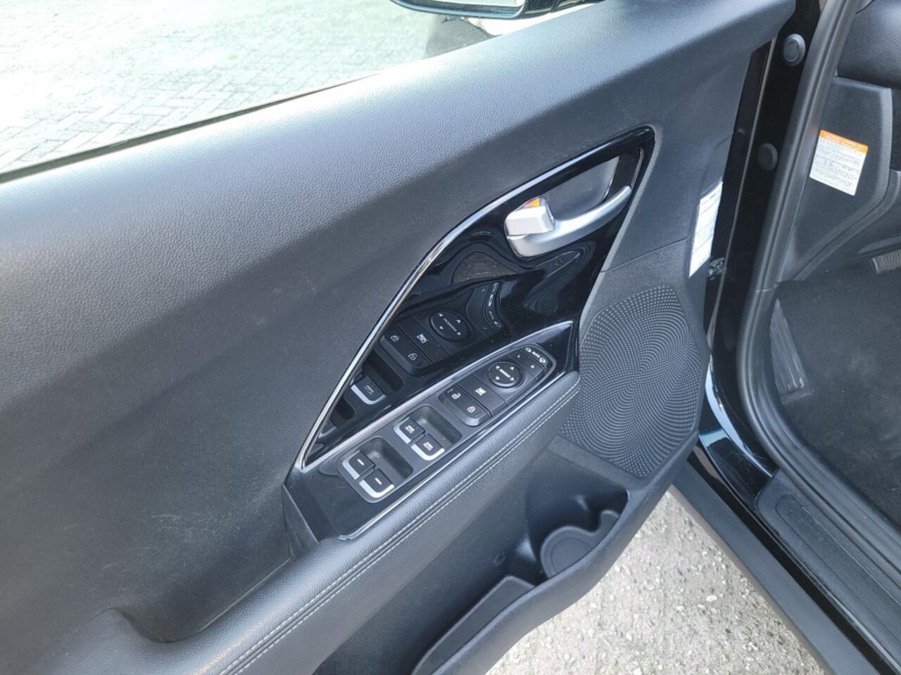 KIA Niro 1.6 GDI hybrid Executive Line automaat, camera, half leer, app