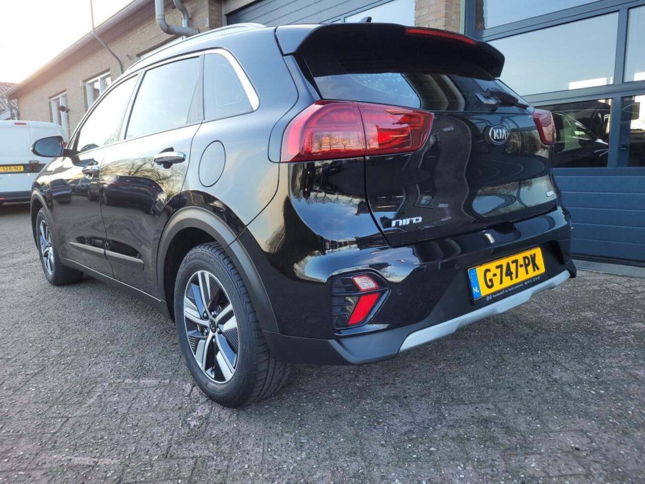 KIA Niro 1.6 GDI hybrid Executive Line automaat, camera, half leer, app