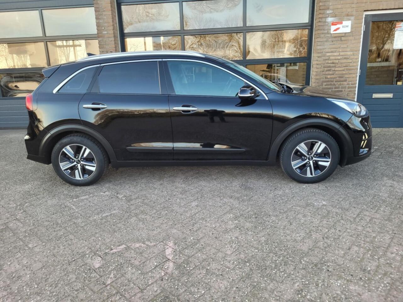 KIA Niro 1.6 GDI hybrid Executive Line automaat, camera, half leer, app
