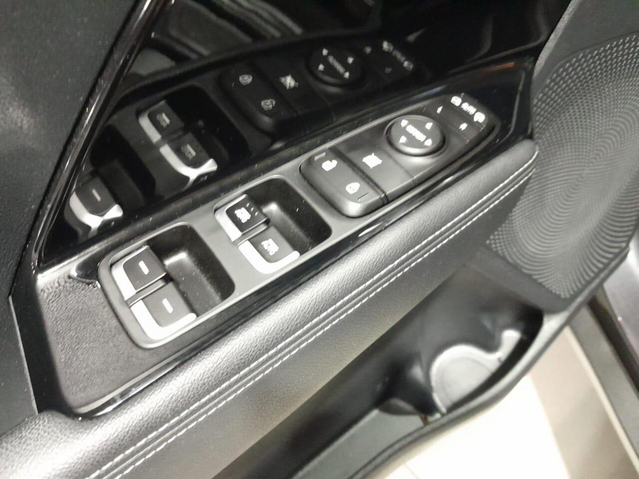 KIA Niro 1.6 GDi Hybrid DynamicLine Navigatie, Camera, Apple Carplay/Android Auto