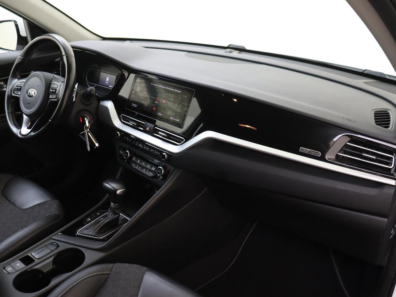 KIA Niro 1.6 GDi Hybrid DynamicLine Automaat | Navigatie | Camera | LM Velgen | Trekhaak |