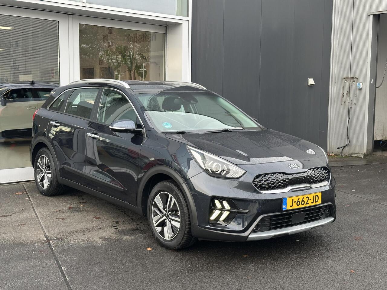 KIA Niro 1.6 GDi Hybrid DynamicLine Trekhaak | Navigatie | Adaptieve cruise control | Climate control | Achteruitrij camera | Automaat | NL-auto & boekjes compleet!
